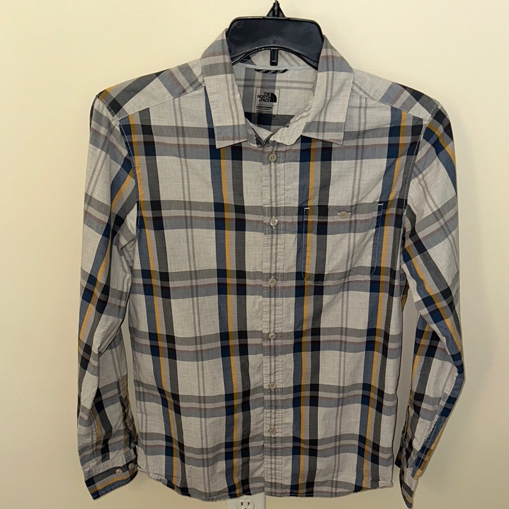 The North Face Plaid Button Down Shirt Small Hiking Outdoor Casual